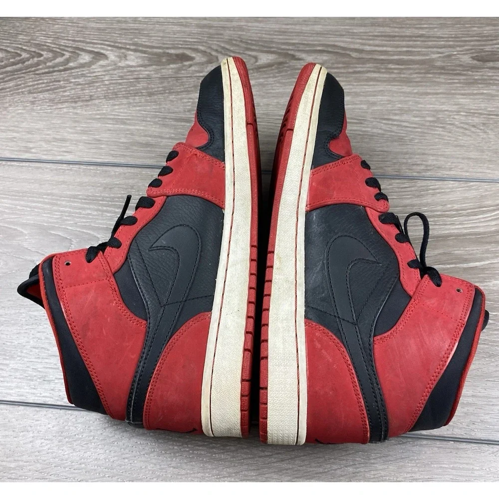 Nike‎ Air Jordan 1 Mid Bred Black Red Mens Size 10 554724-005